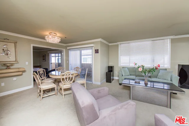 4501 Cedros #341, Sherman Oaks, CA 91403