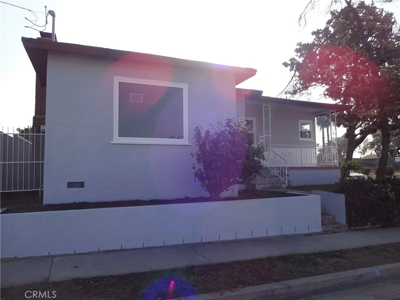 1256 W 120th Street, Los Angeles, CA 90044