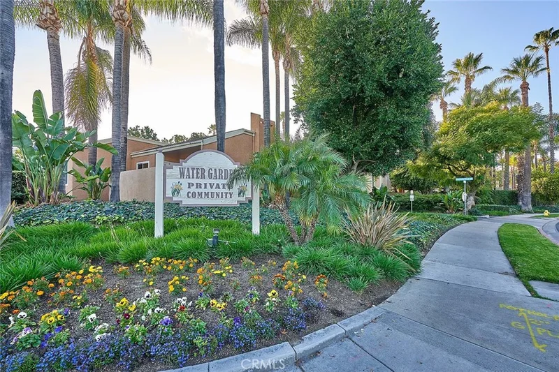2969 Haddonfield, Fullerton, CA 92831
