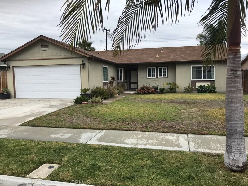 5531 Stardust, Huntington Beach, CA 92647
