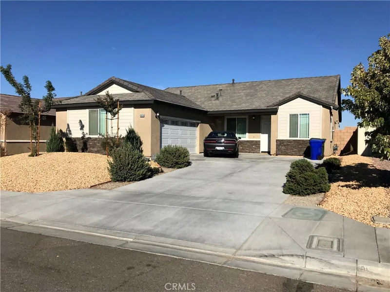 12575 Park Ridge, Victorville, CA 92395