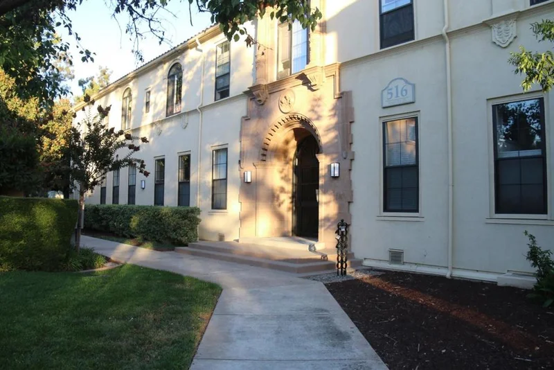 516 Martha Street 207, San Jose, CA 95112