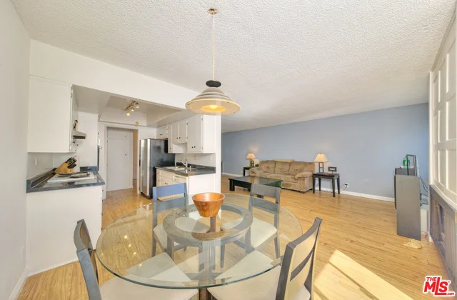 11656 Montana #115, Los Angeles, CA 90049