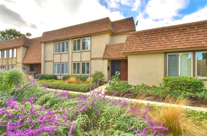 8586 Santa Margarita, La Palma, CA 90623