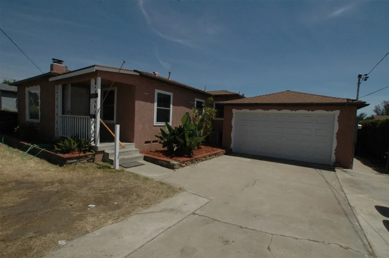 7855 Lansing Dr, Lemon Grove, CA 91945