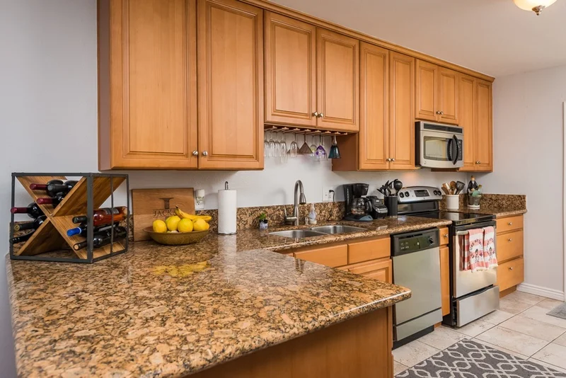 1904 Shady Acre Cir, Encinitas, CA 92024