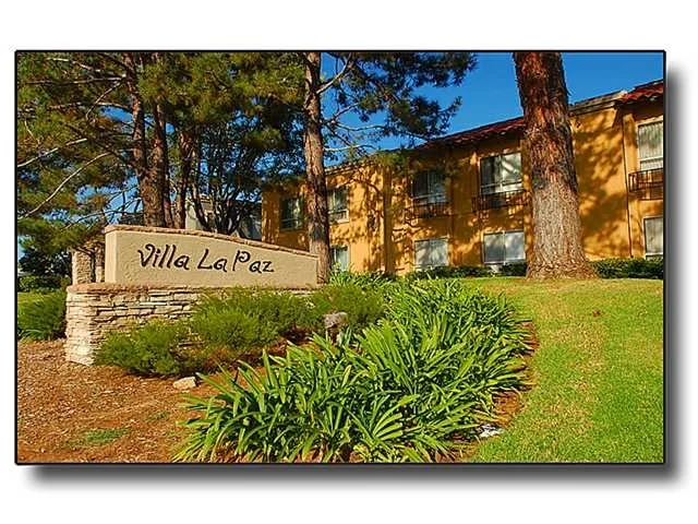 1240 Broadway #17, Escondido, CA 92026