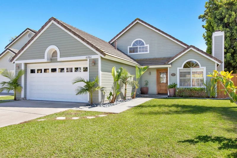 11261 Pinestone Court, San Diego, CA 92128