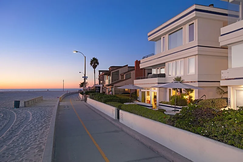 2691 Ocean Front Walk, San Diego, CA 92109