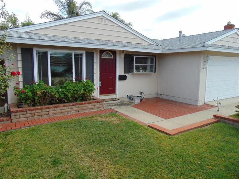 10141 White Pine, Santee, CA 92071