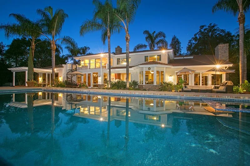 1050 Wiegand St, Encinitas, CA 92024