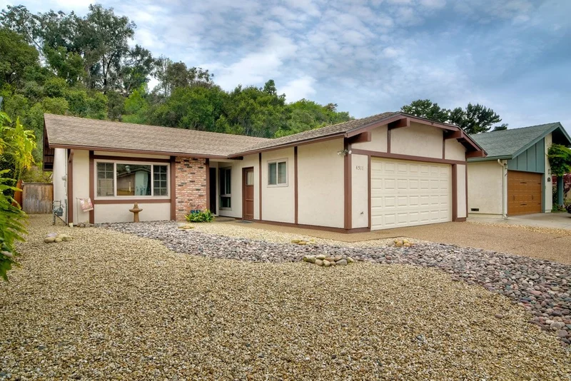 4511 Robbins St, San Diego, CA 92122