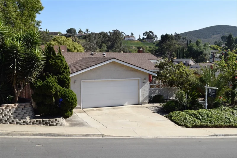 11449 Almazon St, San Diego, CA 92129