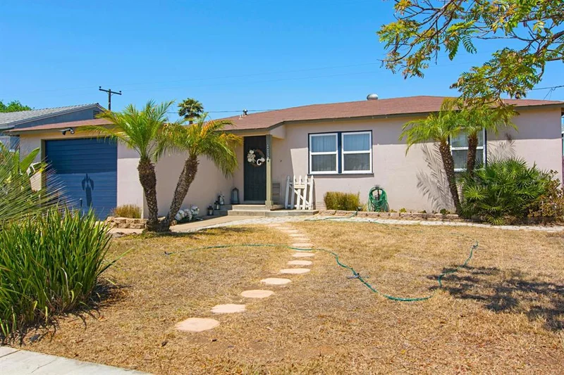 1138 7th St, Imperial Beach, CA 91932