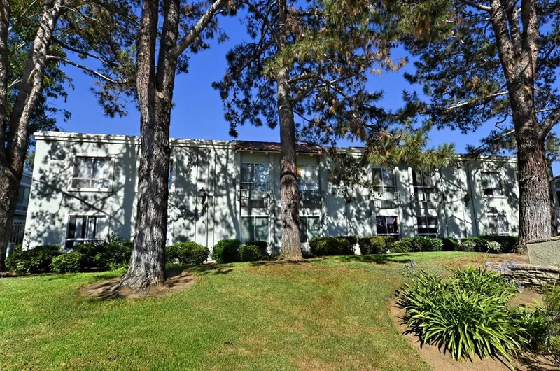 1240 Broadway #40, Escondido, CA 92026