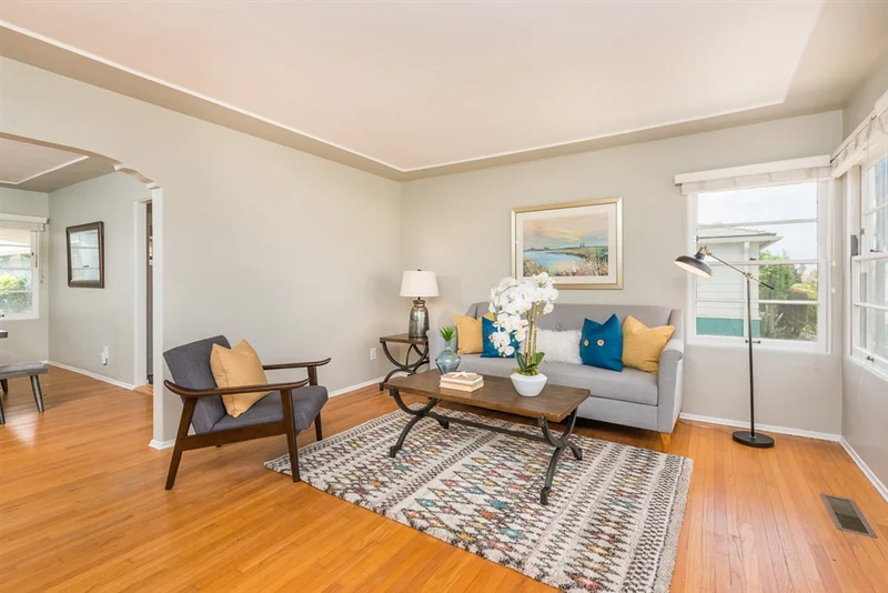 4561 47th St., San Diego, CA 92115