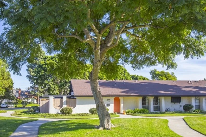 411 Los Arbolitos, Oceanside, CA 92058