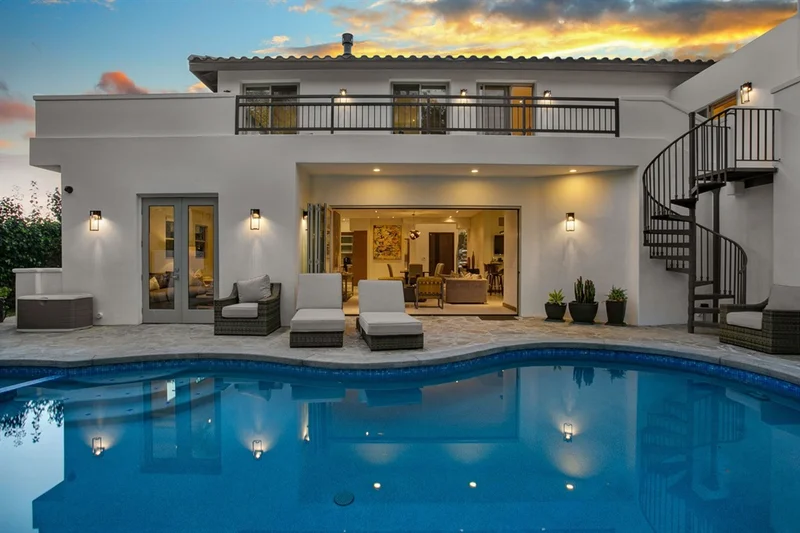 5435 Parkview Dr, La Jolla, CA 92037