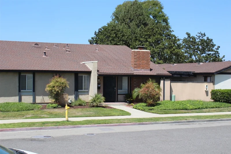 460 Parkside Dr, Oceanside, CA 92058