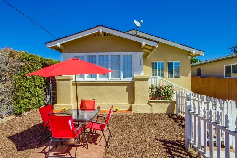 4295 48th St, San Diego, CA 92115