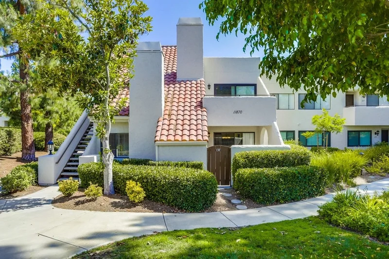 11870 Caminito Ronaldo #138, San Diego, CA 92128