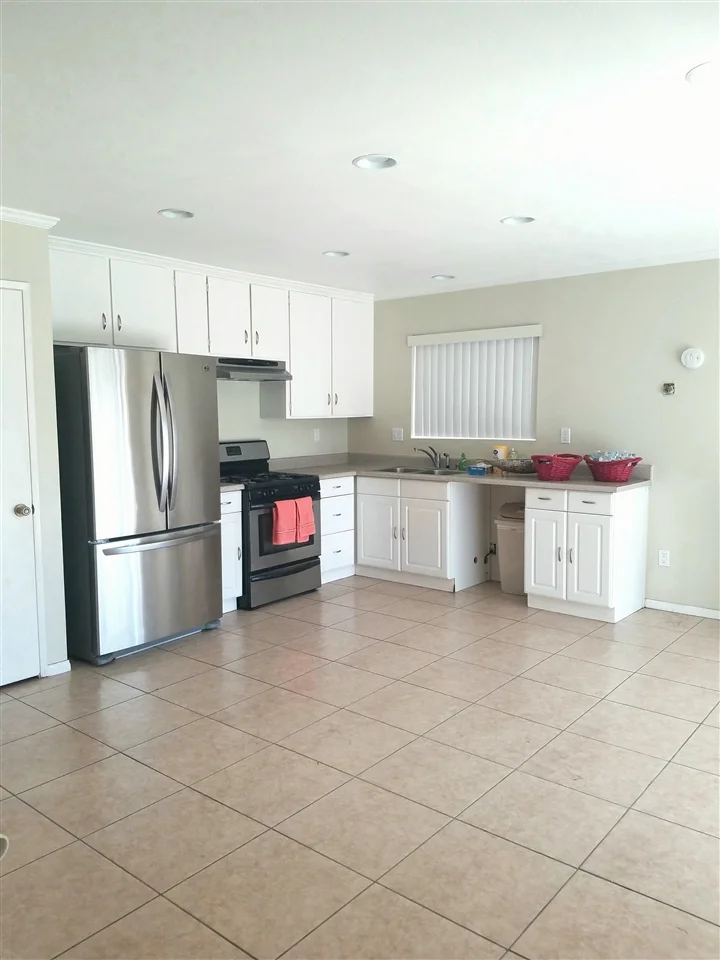 626 Arroyo Seco Dr, San Diego, CA 92114