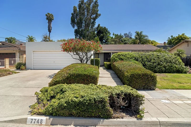 7748 Lake Andrita Ave, San Diego, CA 92119