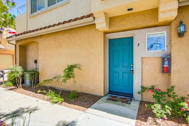 11364 Via Rancho San Diego #Unit F, El Cajon, CA 92019