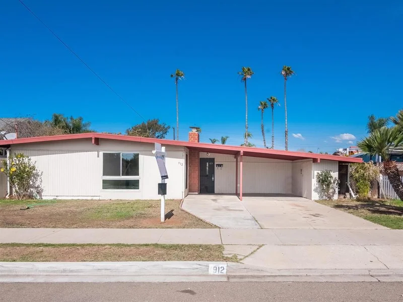 912 Holly Ave., Imperial Beach, CA 91932