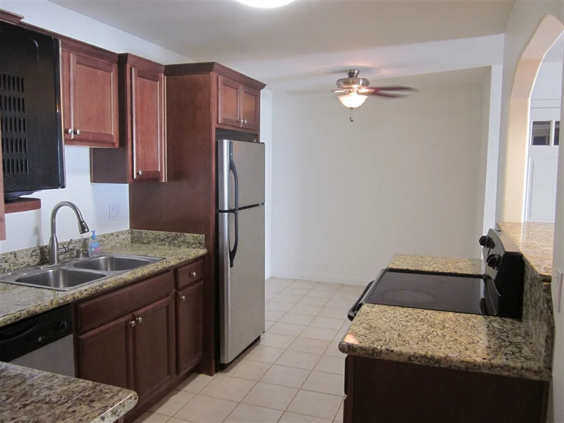 550 Graves Ave #10, El Cajon, CA 92020