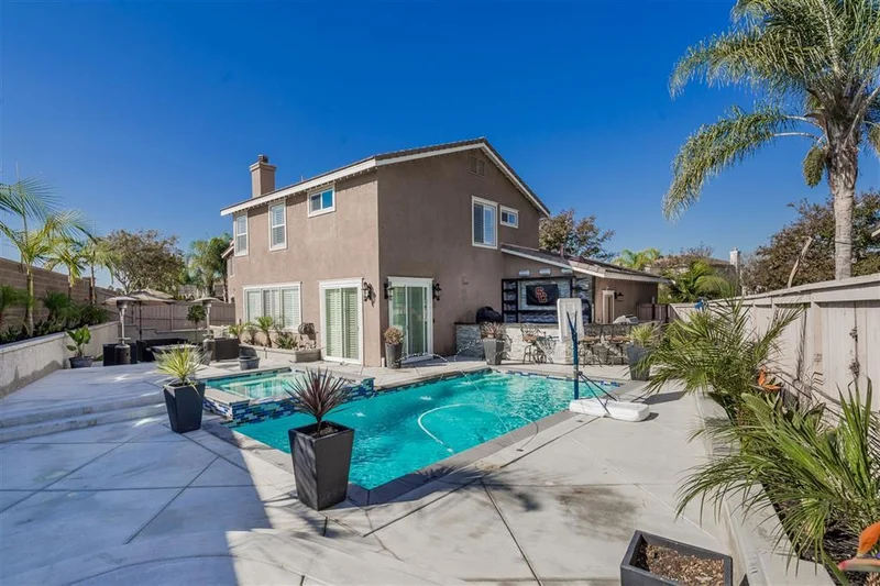 1000 Mccain Valley Ct, Chula Vista, CA 91913