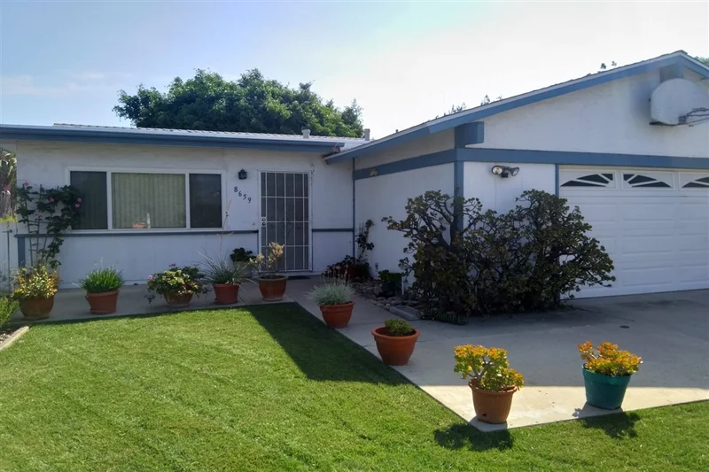 8659 Potrero, San Diego, CA 92114