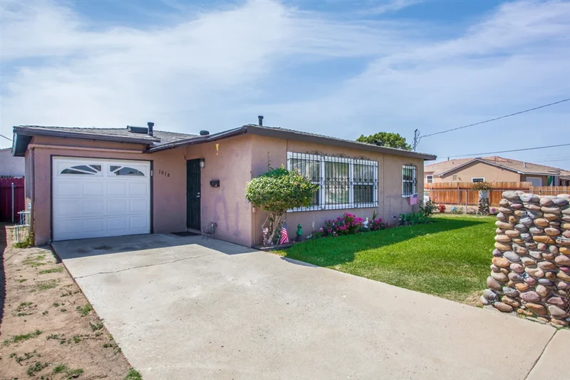 1018 Beverly St, San Diego, CA 92114