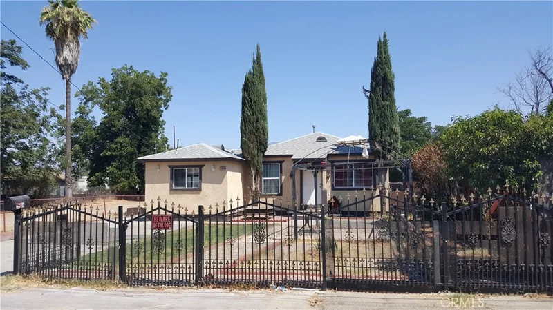 25456 Paloma, San Bernardino, CA 92410