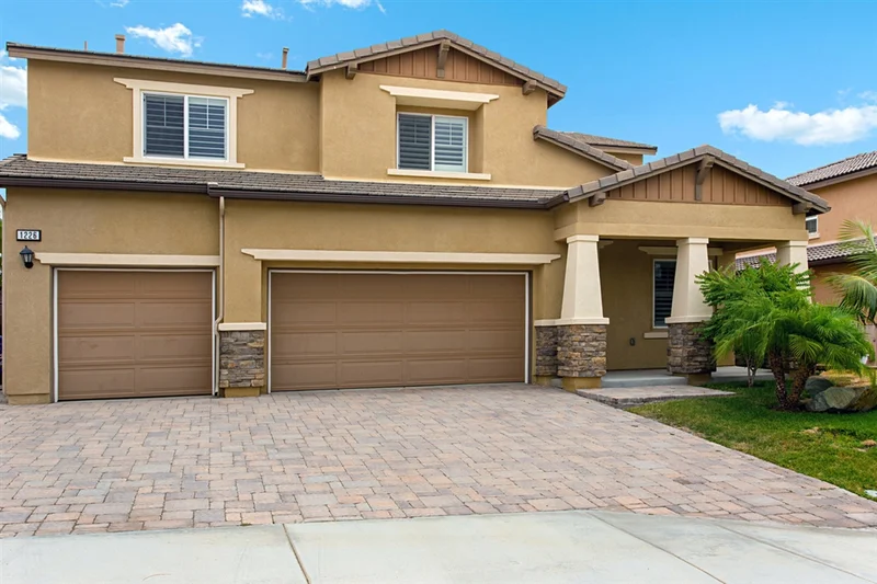 1226 Bellingham Dr, Oceanside, CA 92057