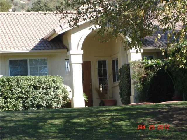 25342 Poderio Drive, Ramona, CA 92065