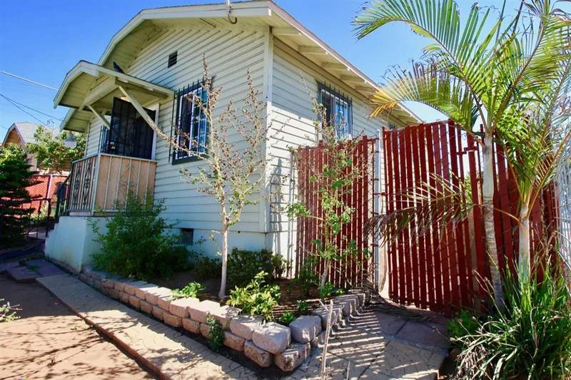 1043 Sampson Street, San Diego, CA 92113