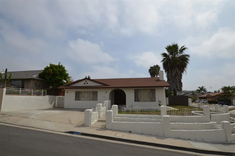 1895 Lashlee Lane, San Diego, CA 92173