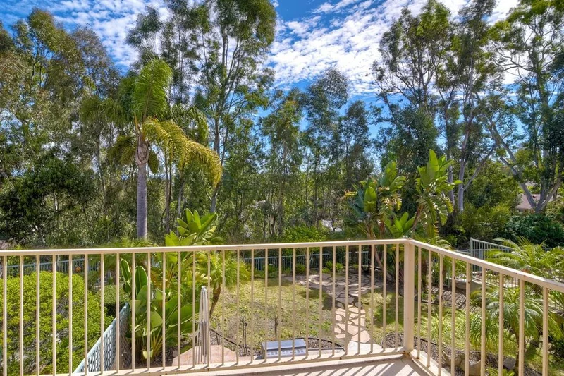 2984 Wintergreen Dr, Carlsbad, CA 92008