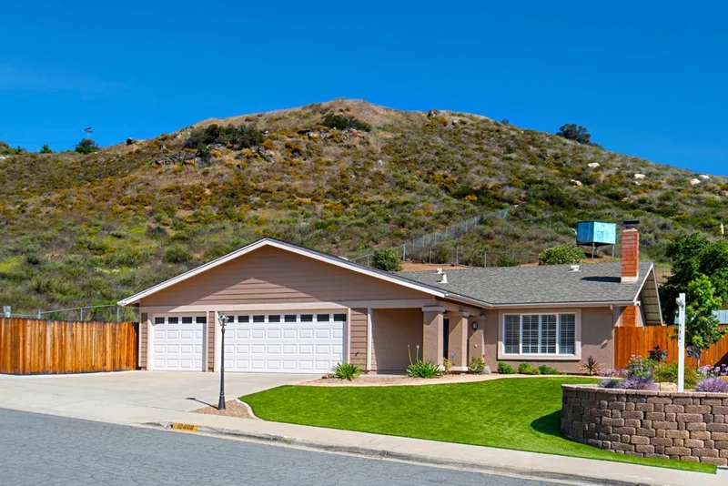 12408 Calle Lucia Terr, Lakeside, CA 92040