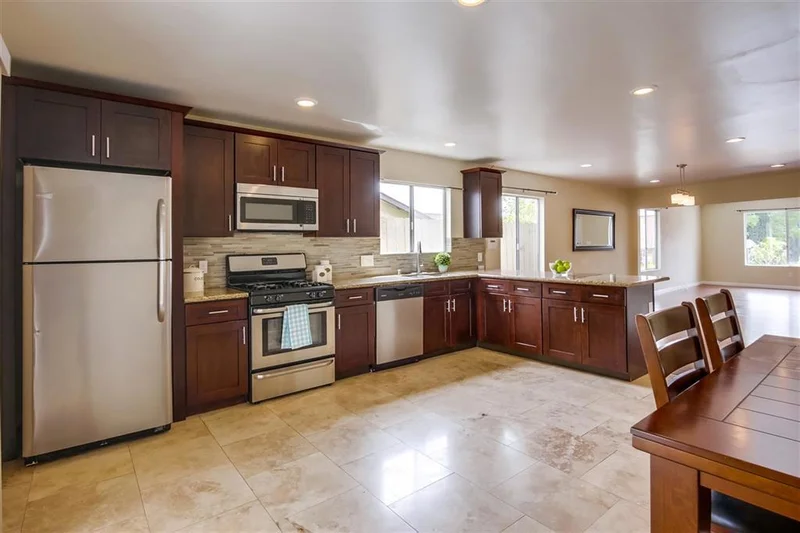 301 65th St, San Diego, CA 92114