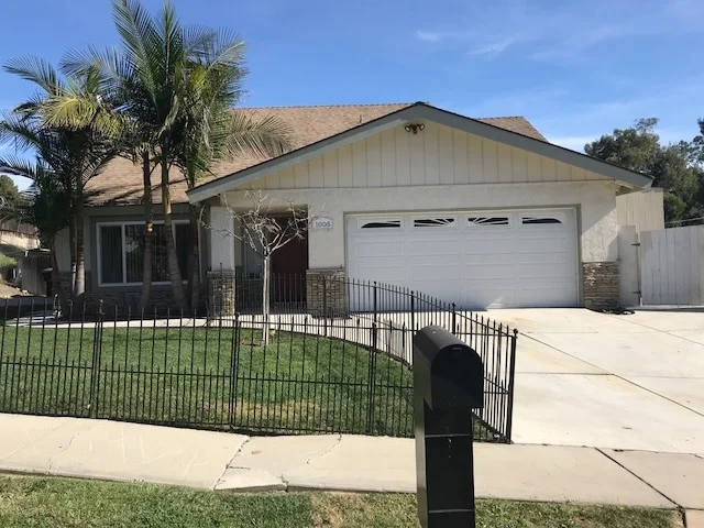 1005 Georgia Lane, Vista, CA 92083