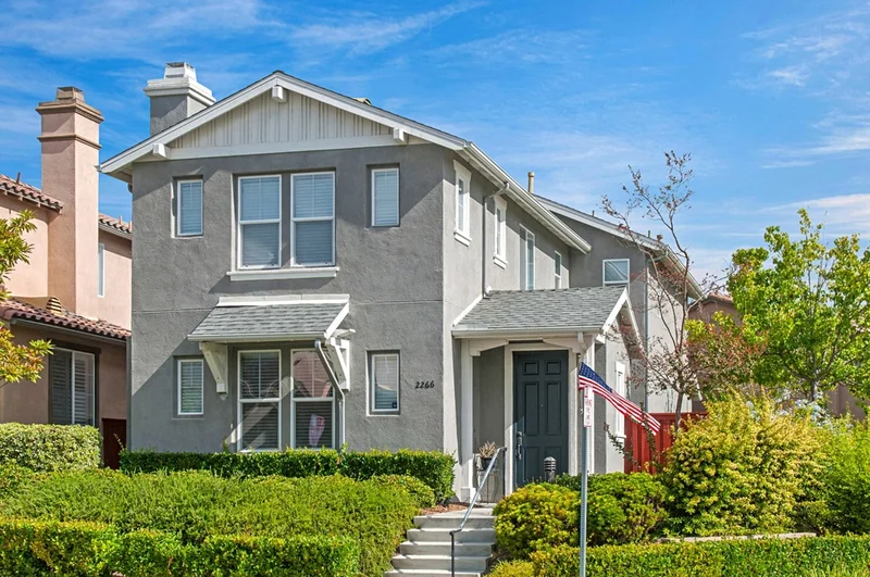 2266 Old Barn Ln, Chula Vista, CA 91915