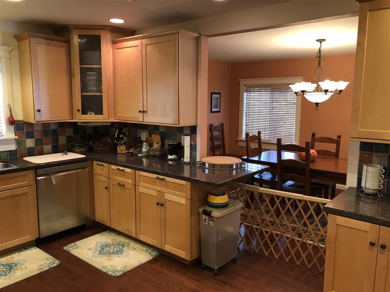 8690 Echo Dr, La Mesa, CA 91941
