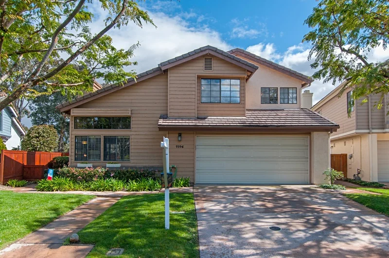 1146 Erin Dr, El Cajon, CA 92020