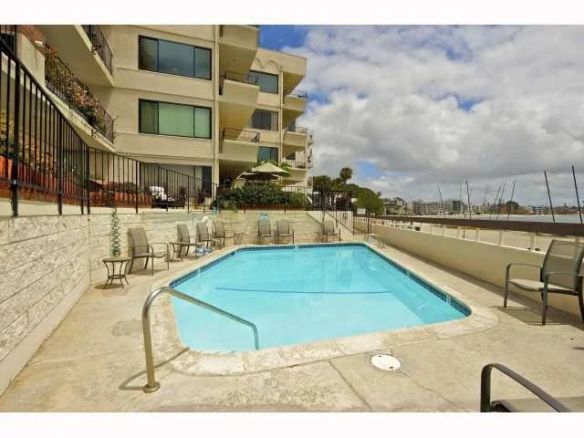 1235 Parker Pl #Phc, San Diego, CA 92109