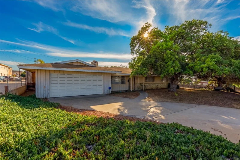 1025 Cypress Ave, Imperial Beach, CA 91932