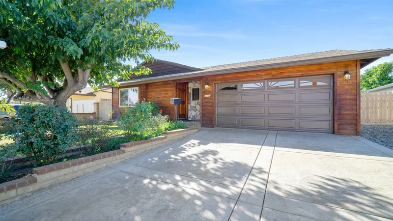 10212 Woodpark Dr, Santee, CA 92071