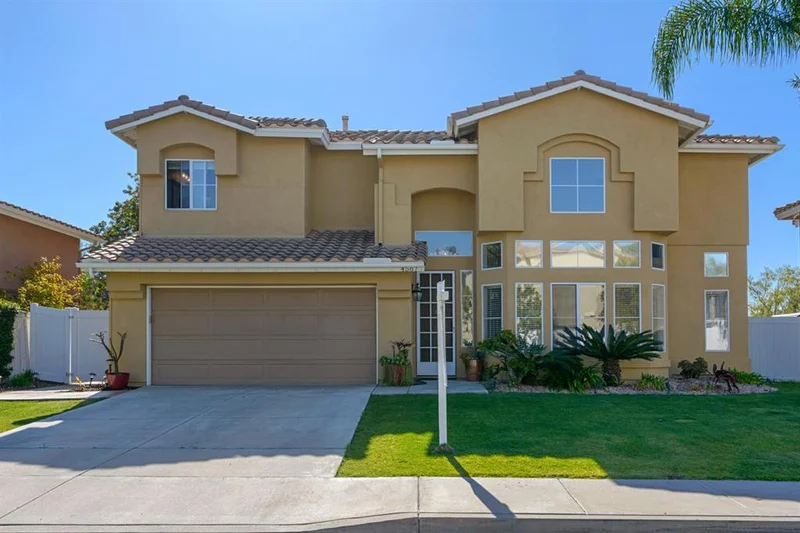 4567 Avenida Manessa, Oceanside, CA 92057