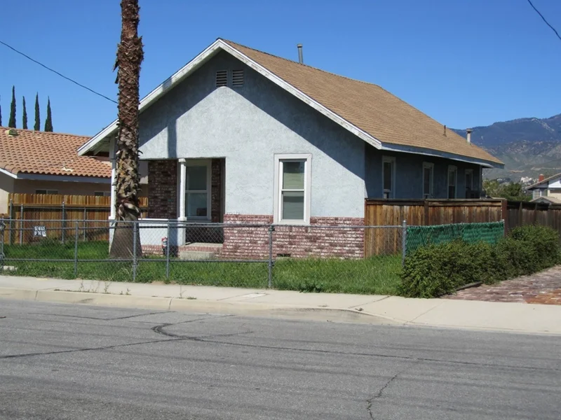 27402 Cypress St, Highland, CA 92346